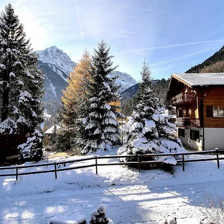 Chalet Nirvana 샘페리